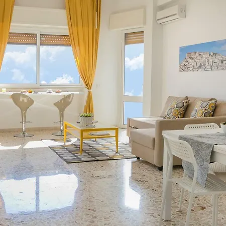La Finestra Sul Mare Apartment